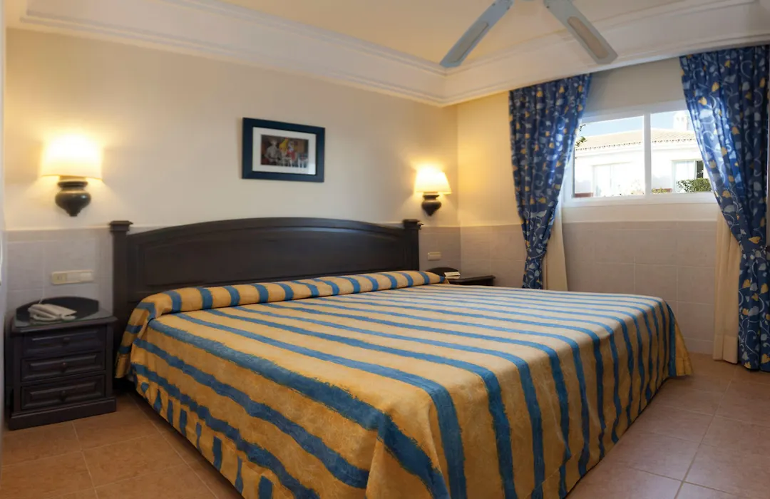Hotel Riu Chiclana-1